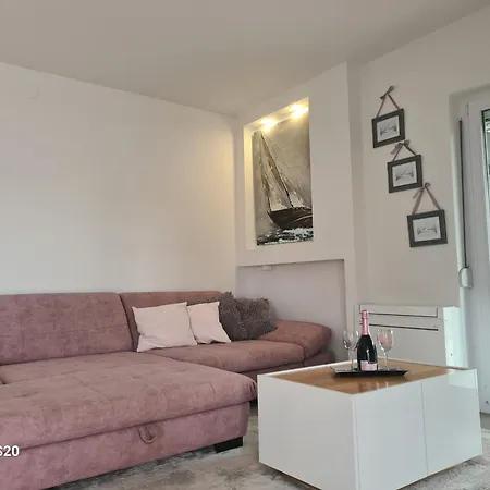 Lelo Apartment With Jacuzzi And Free Parking Zadar Exterior foto