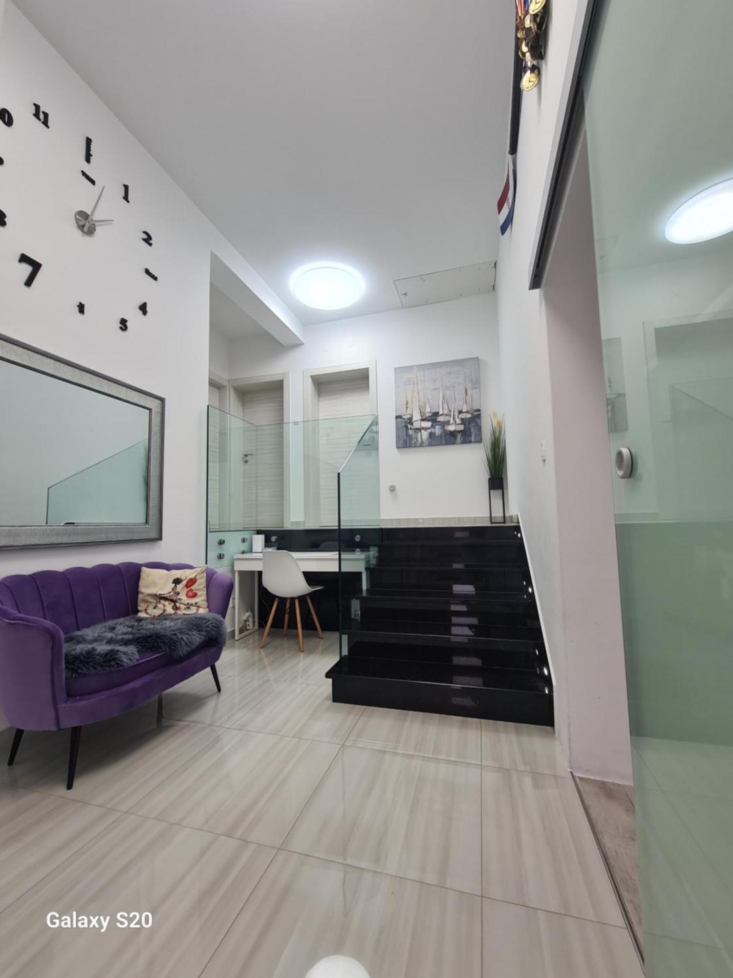 Apartament Lelo With Jacuzzi And Free Parking