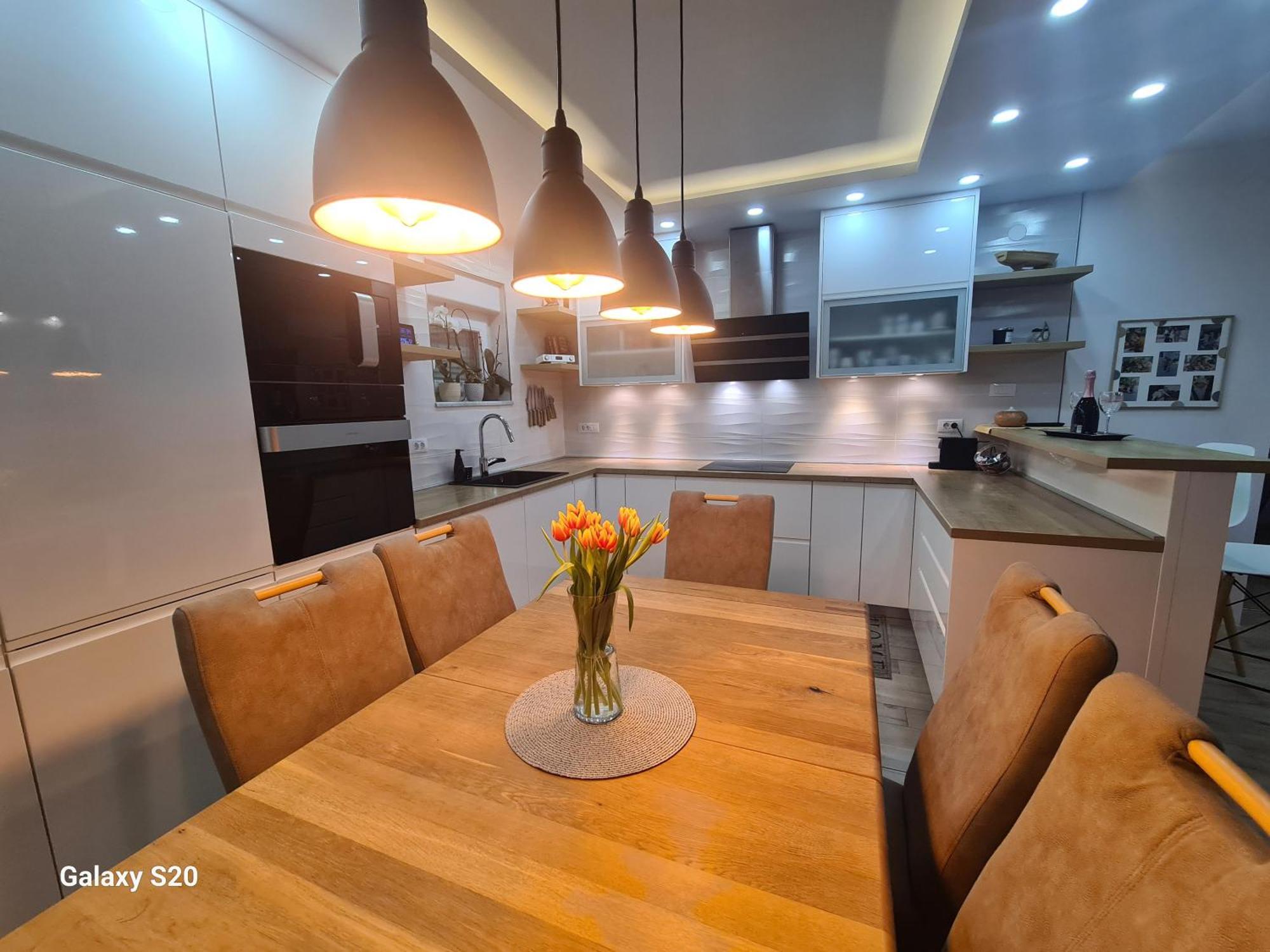 Lelo With Jacuzzi And Free Parking Apartament *